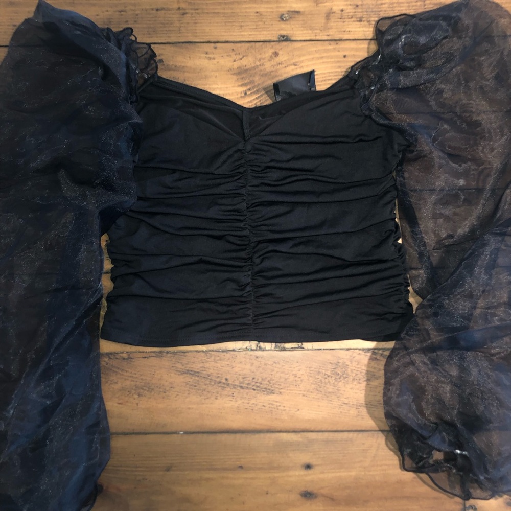 Black long puffed sleeve shirt size Medium